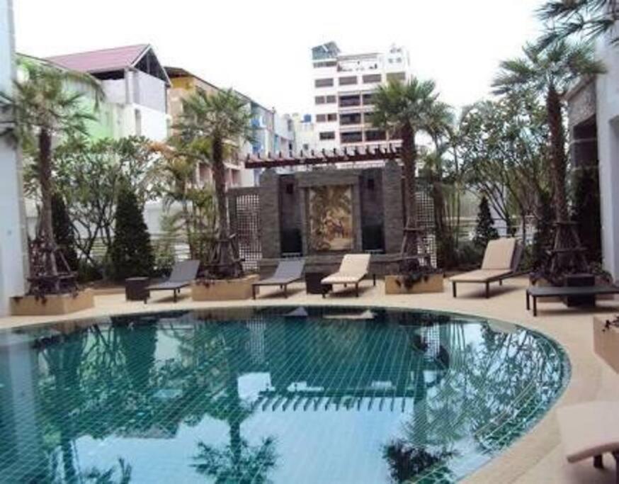 Recently Renovated Pool View Apartment In Modern Complex Patong Exterior foto